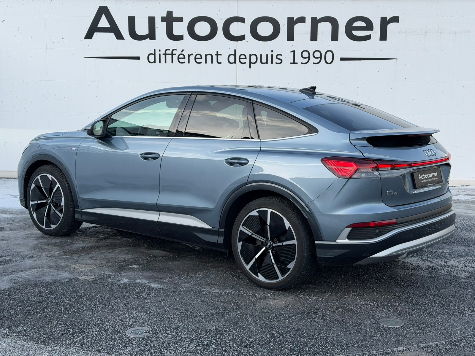 AUDI Q4 Sportback e-tron 50 quattro-image-3