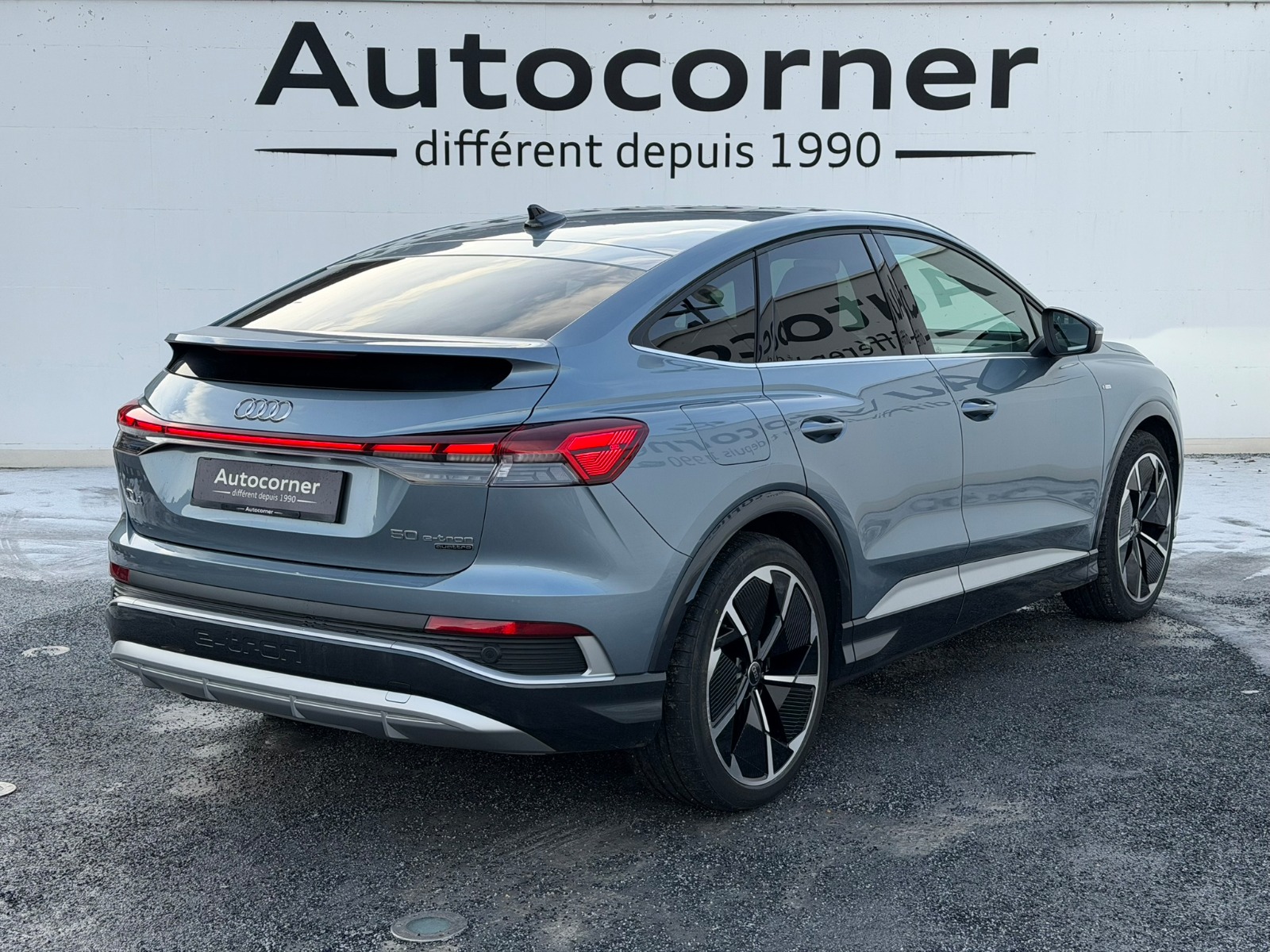 AUDI Q4 Sportback e-tron 50 quattro-image-2