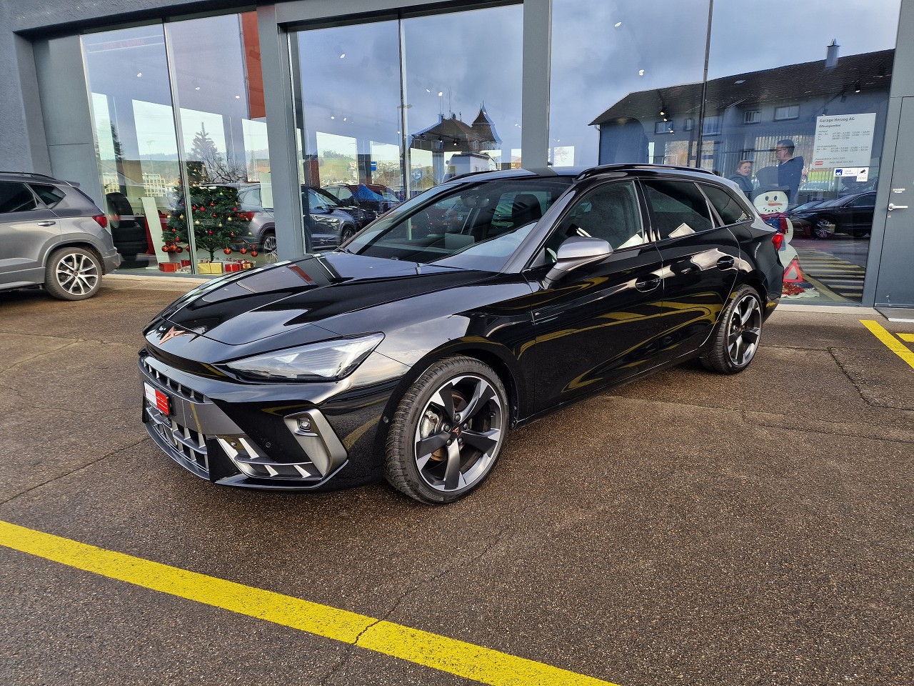 CUPRA LEON ST 1.5 eTSI DSG-image-1
