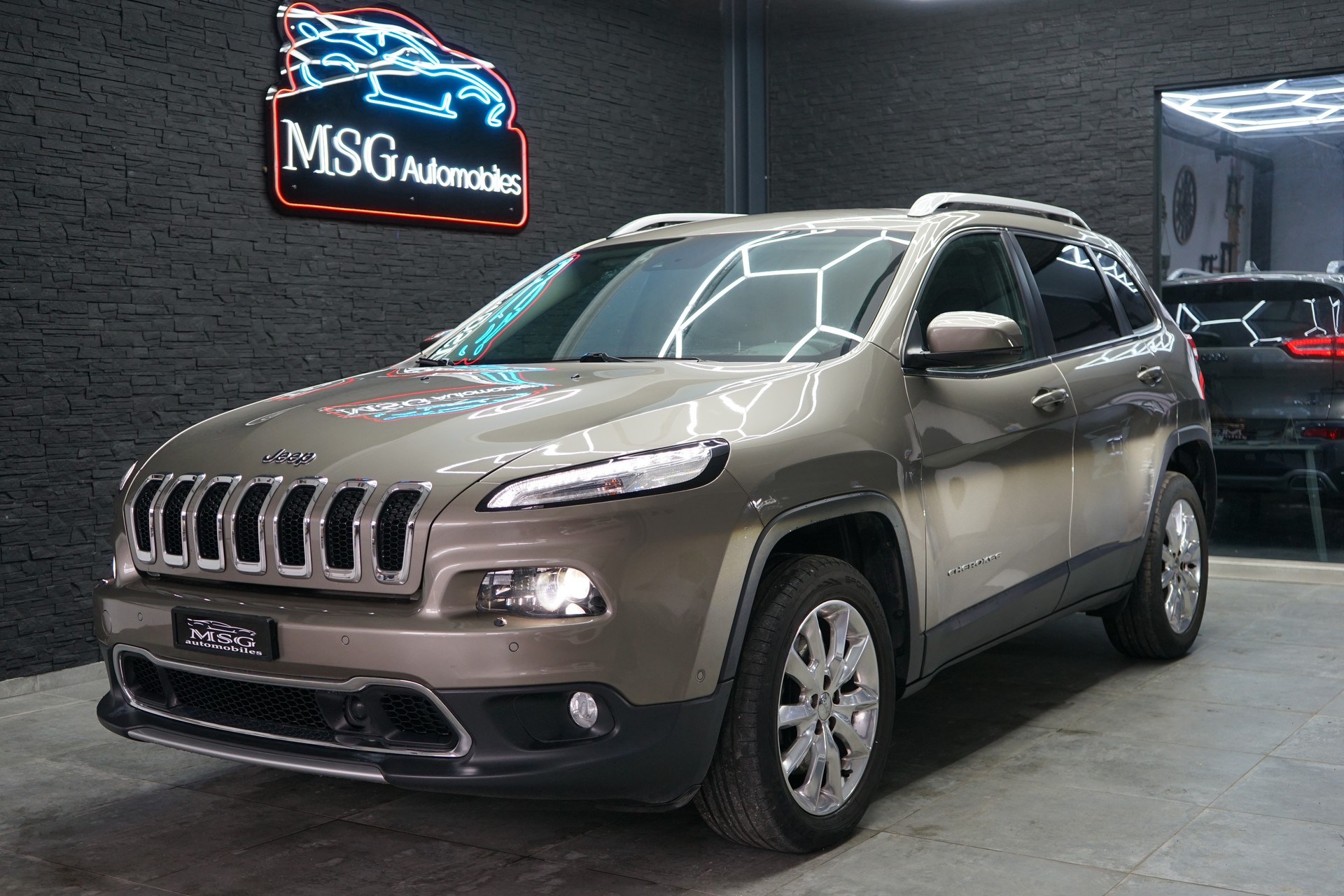 JEEP JEEP CHEROKEE AUTOMATIQUE DIESEL 2.2-image-0