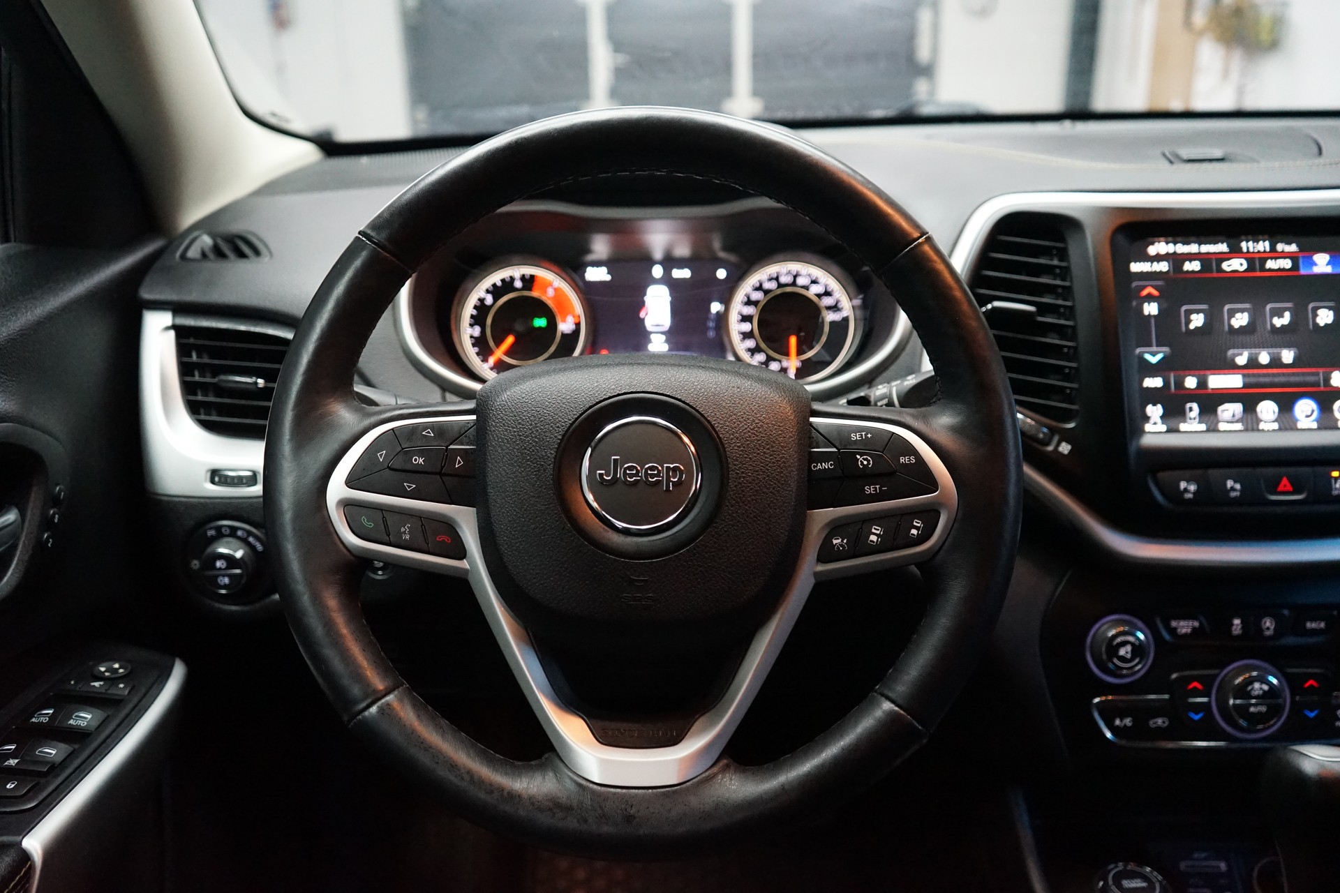 JEEP JEEP CHEROKEE AUTOMATIQUE DIESEL 2.2-image-8