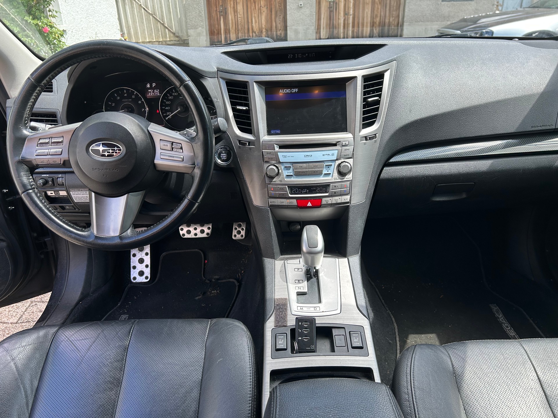 SUBARU Legacy 2.5i Limited S AWD Lineartronic-image-11