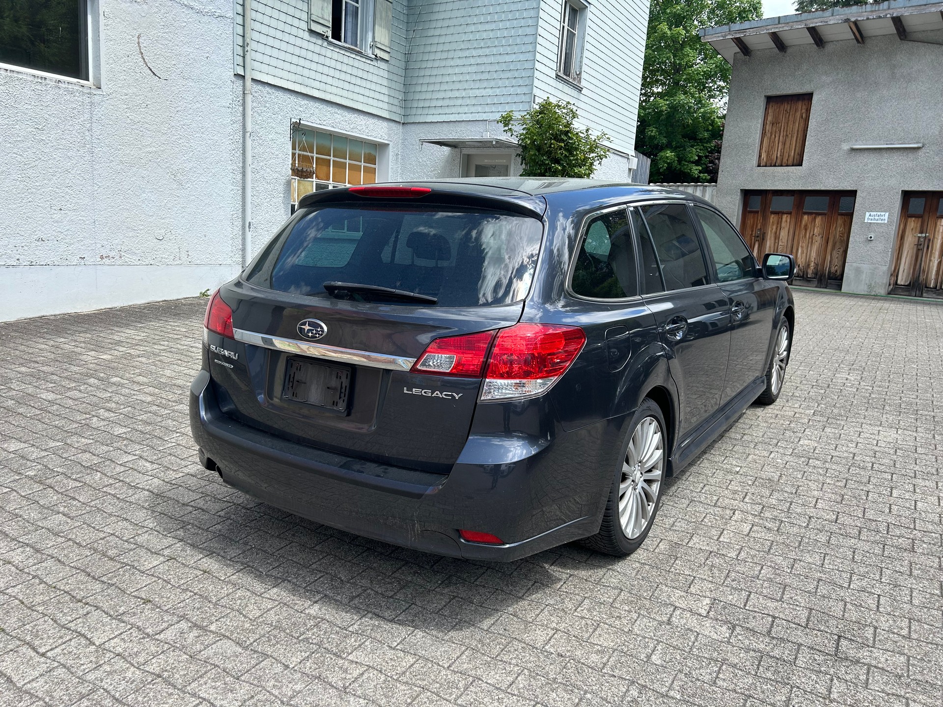 SUBARU Legacy 2.5i Limited S AWD Lineartronic-image-6