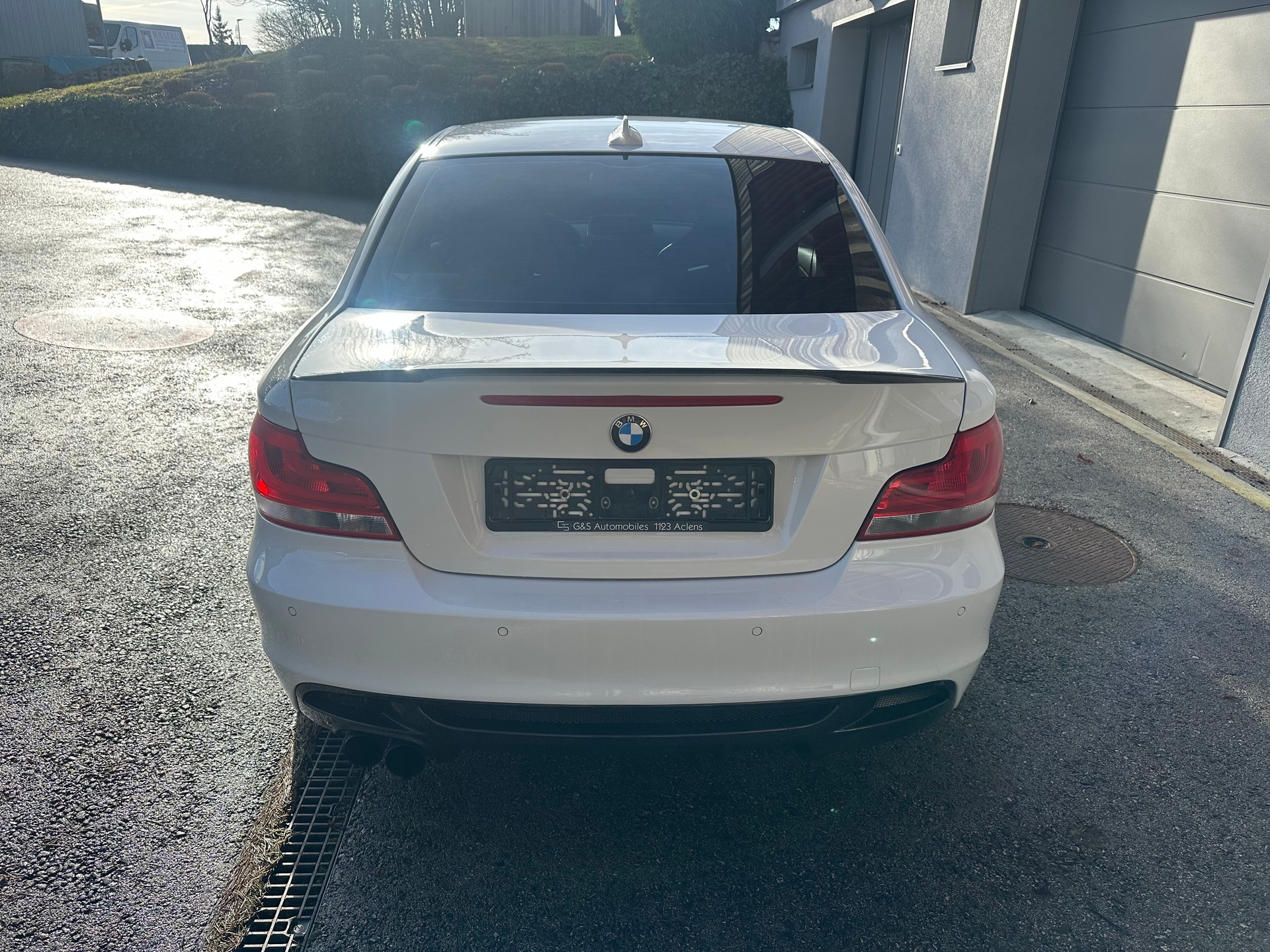 BMW 135i Coupé-image-5