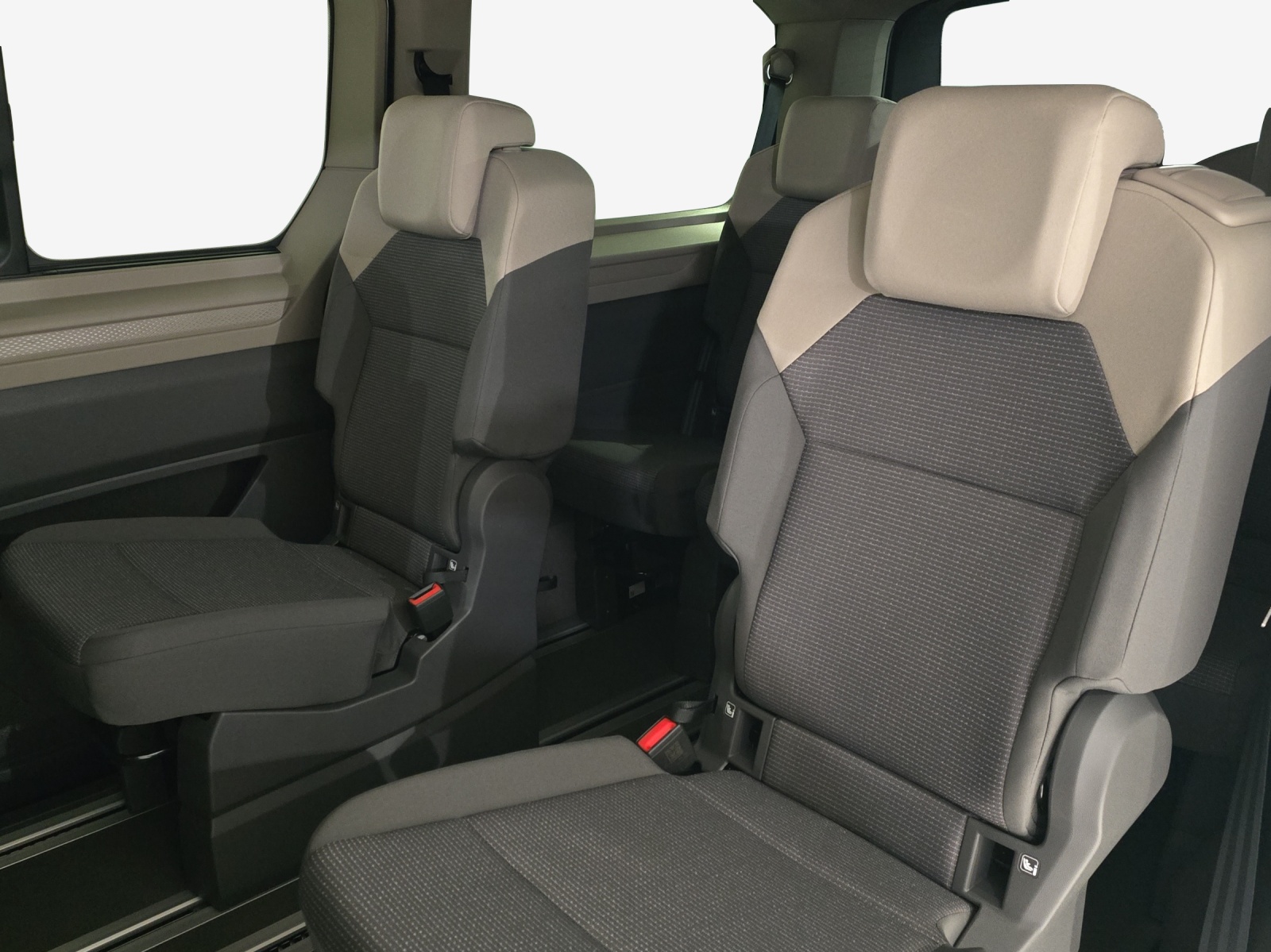 VW Multivan 1.5 eHybrid DSG Lang-image-11