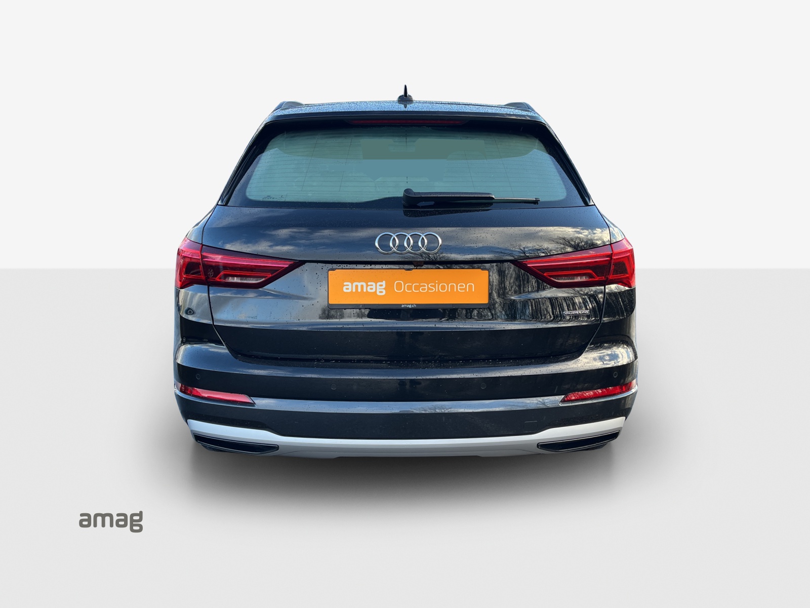 AUDI Q3 40 TDI advanced quattro S-tronic-image-3