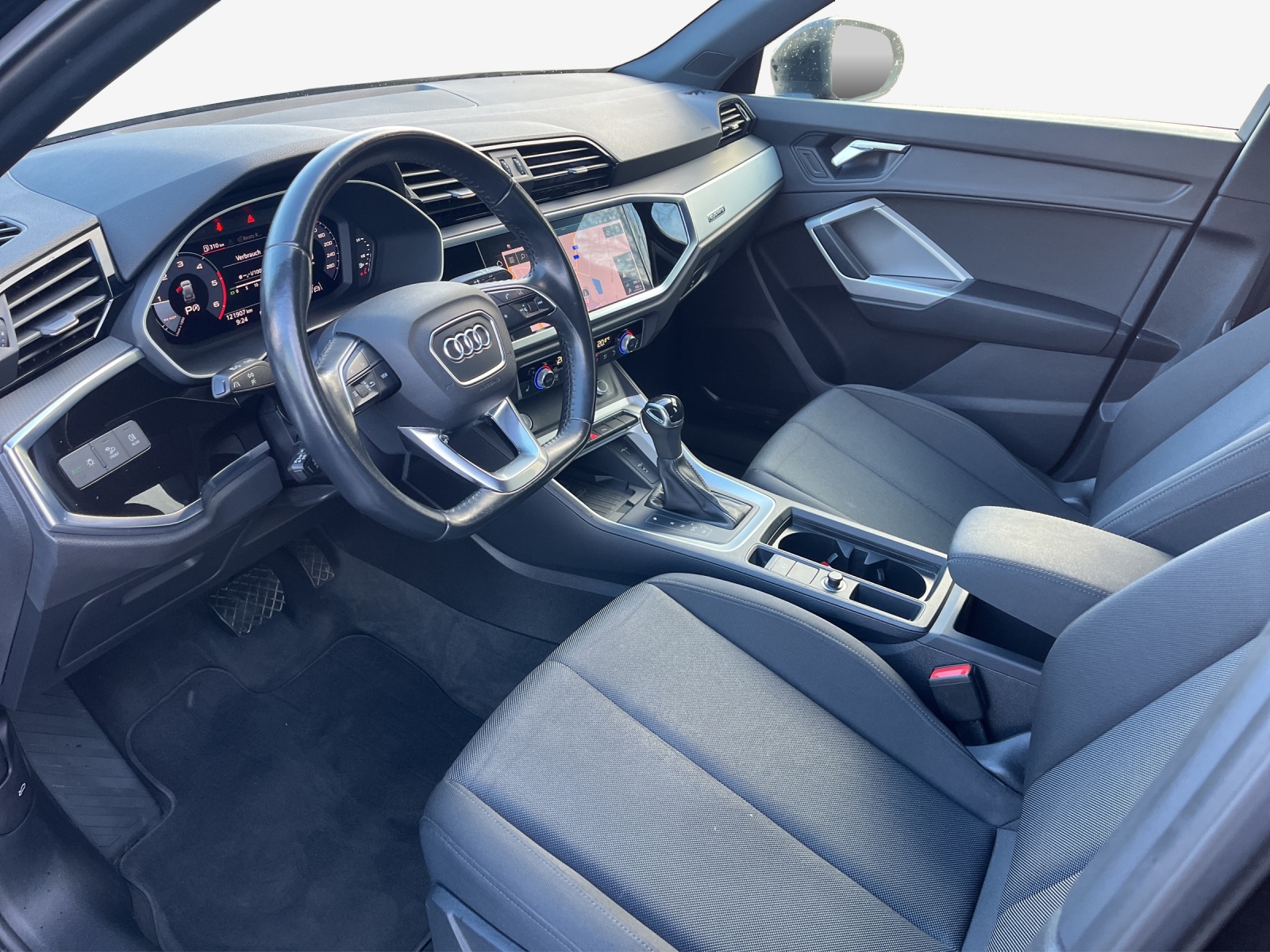 AUDI Q3 40 TDI advanced quattro S-tronic-image-7