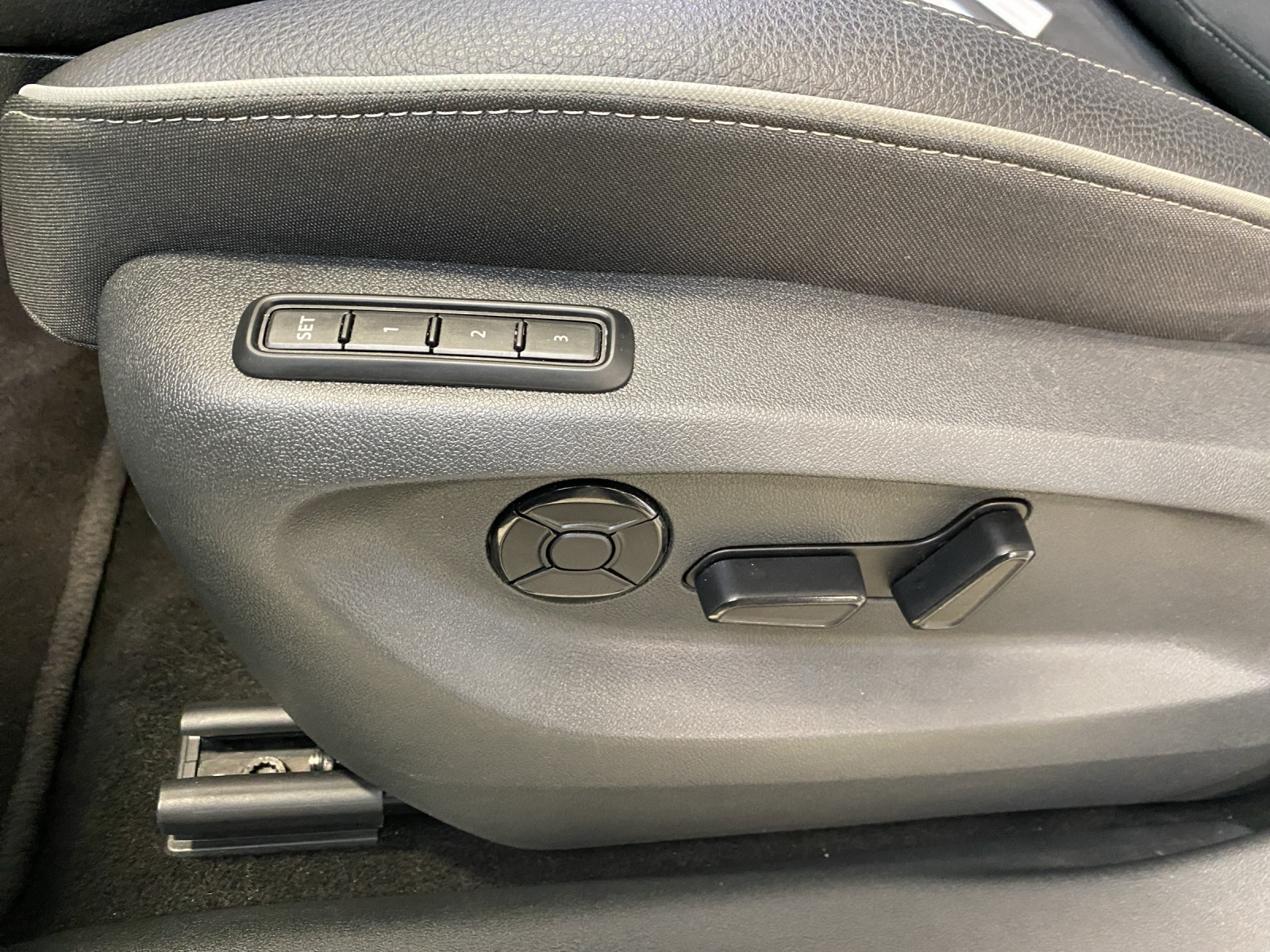 SKODA Kodiaq 2.0 TDI Sportline 4x4-image-13