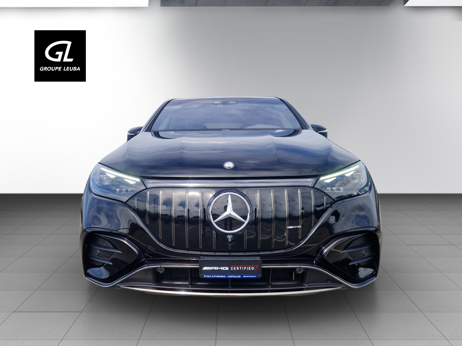 MERCEDES-BENZ EQE SUV AMG 43 4 Matic-showroom-element-1