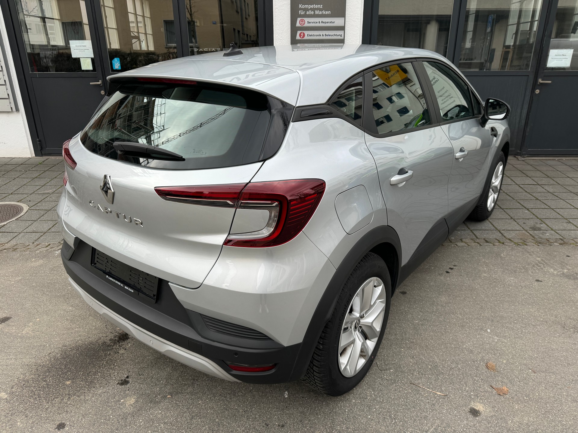 RENAULT Captur 1.3 TCe Techno EDC-image-6