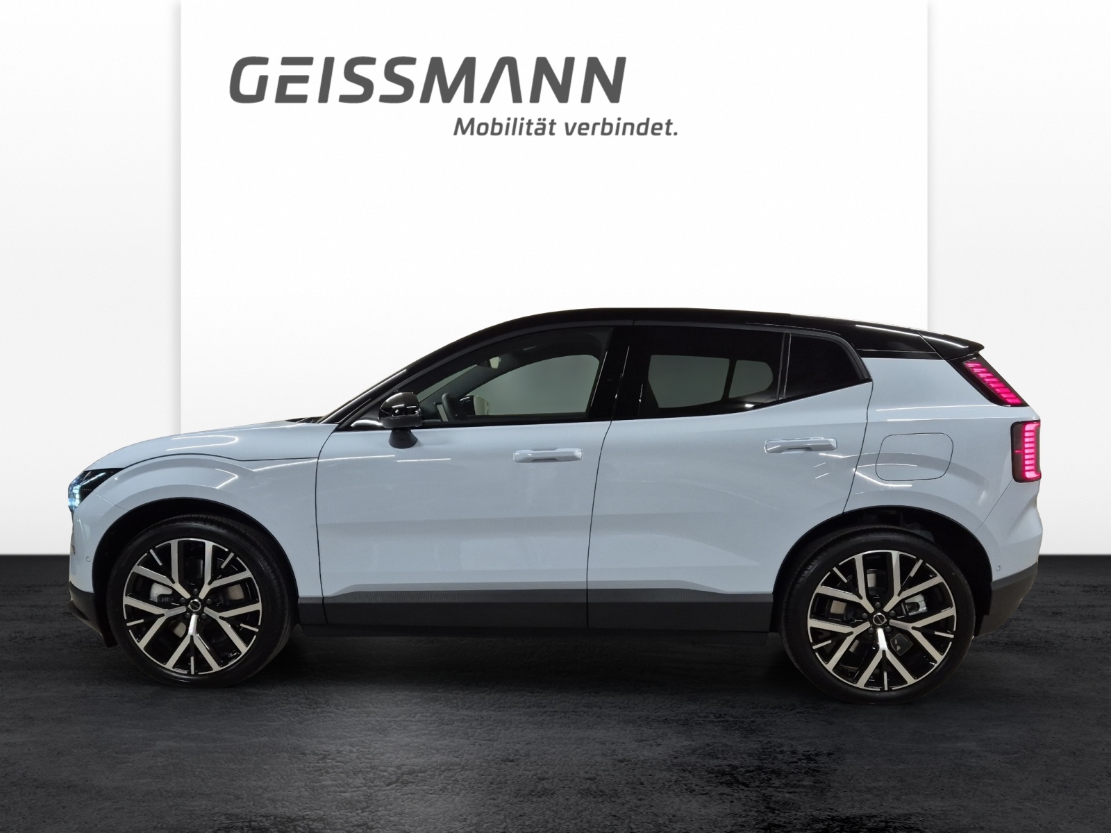 VOLVO EX30 E60 Twin Ultra Performance AWD-showroom-element-2