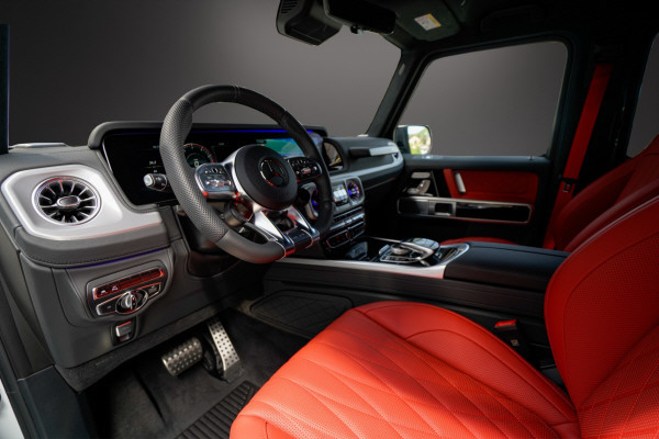 MERCEDES-BENZ G 63 AMG 4x4-image-4