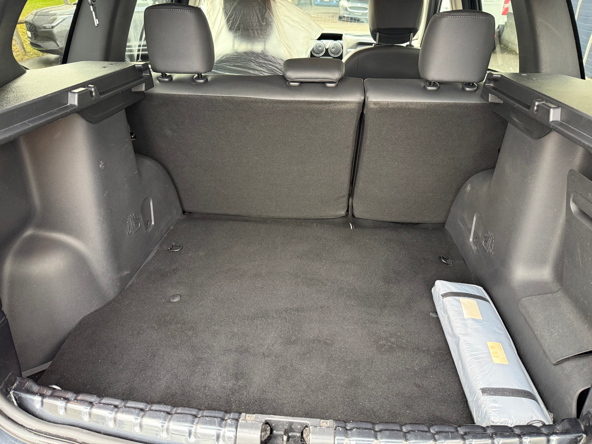 DACIA Duster 1.5 dCi Fischer man's Friend 4x2 EDC-image-10