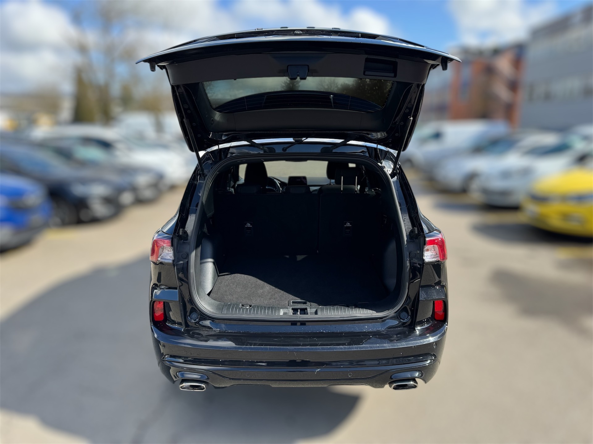 FORD Kuga 2.5 PHEV ST-Line 2WD-image-5