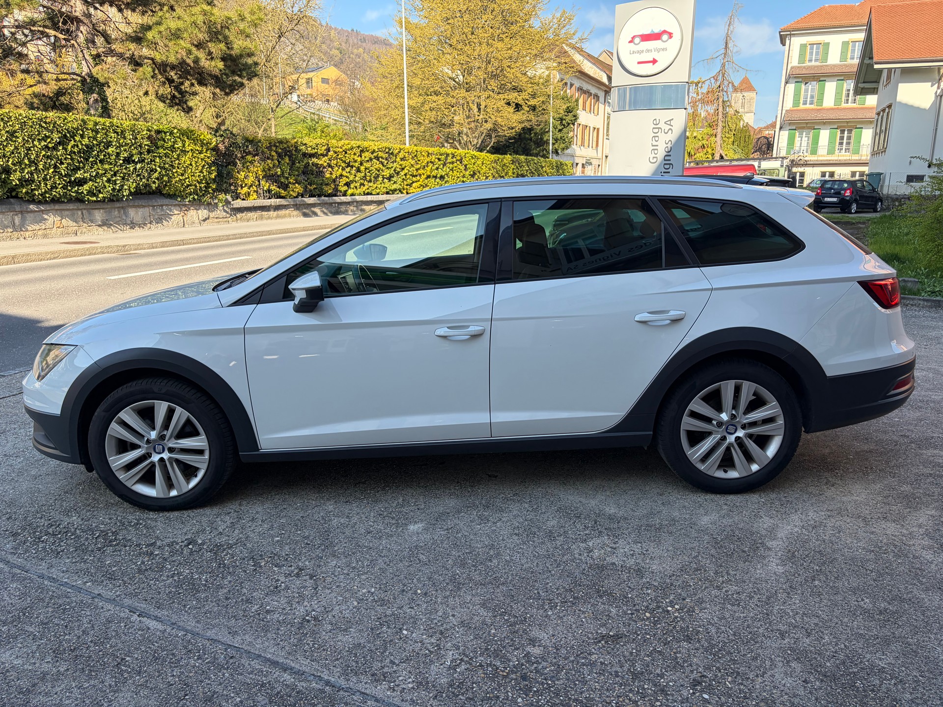 SEAT Leon ST 2.0 TDI X-Perience 4Drive DSG-image-2
