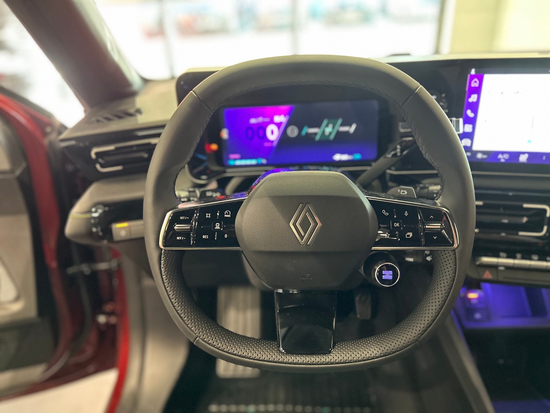 RENAULT R4 E-Tech Comfort Range 52 kWh Iconic-image-13
