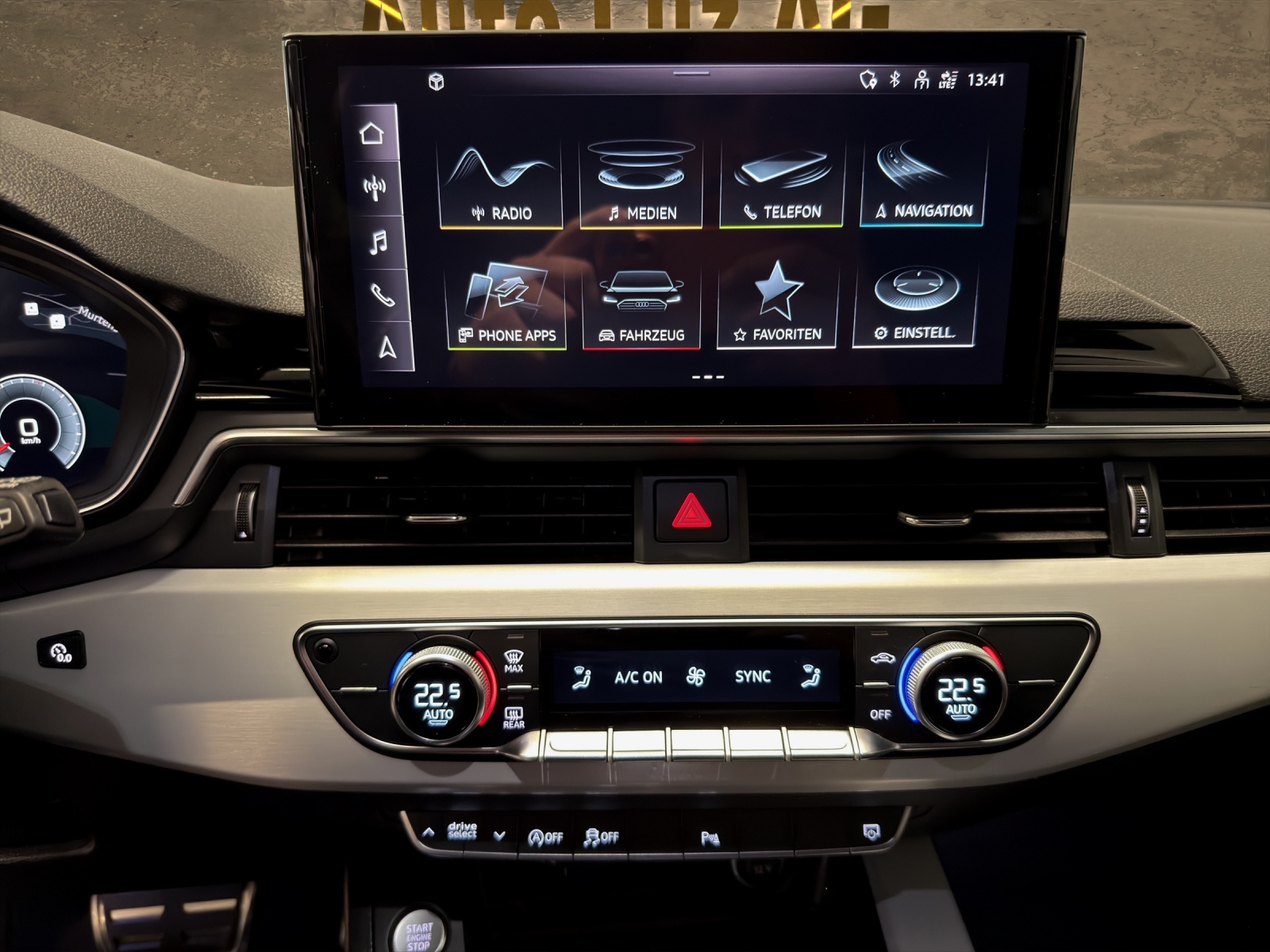 AUDI A4 Avant 40 TDI advanced Attraction quattro S-tronic-image-10