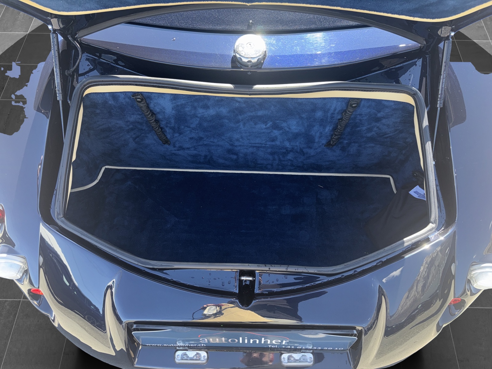 WIESMANN Roadster MF3-image-12