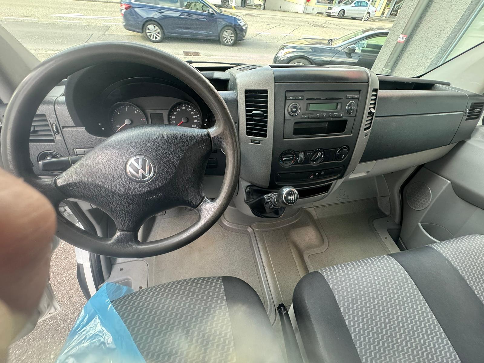 VW Crafter 35 2.0 TDI CR-image-13