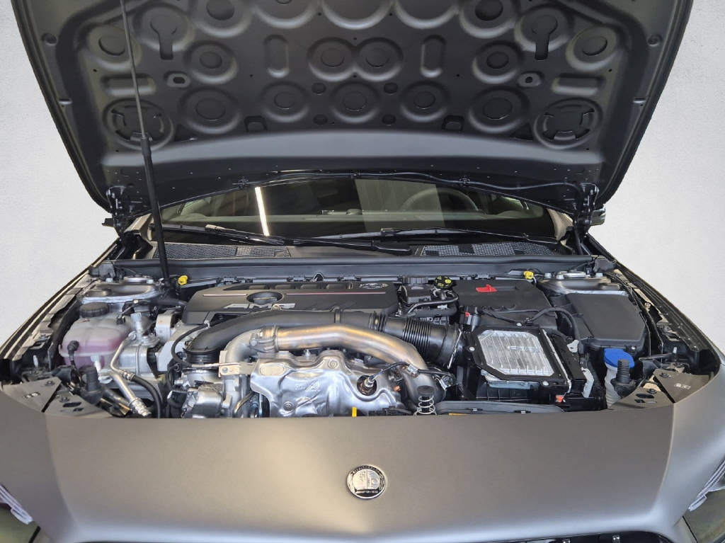 MERCEDES-BENZ A 35 AMG 4Matic-image-7