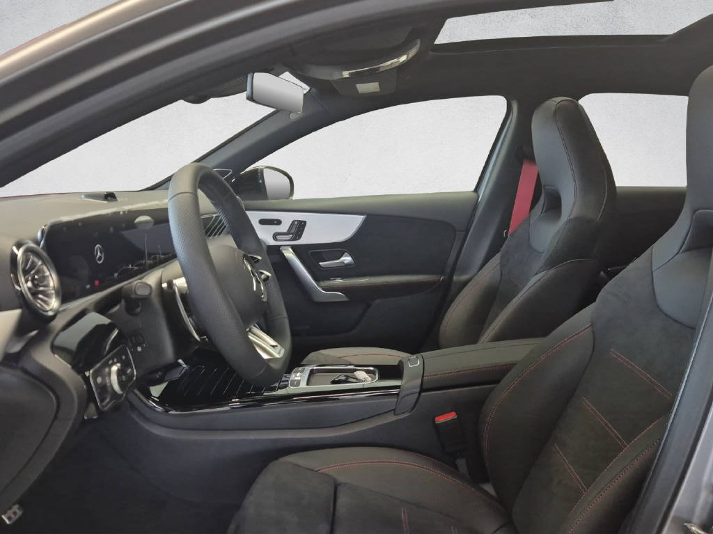 MERCEDES-BENZ A 35 AMG 4Matic-image-8