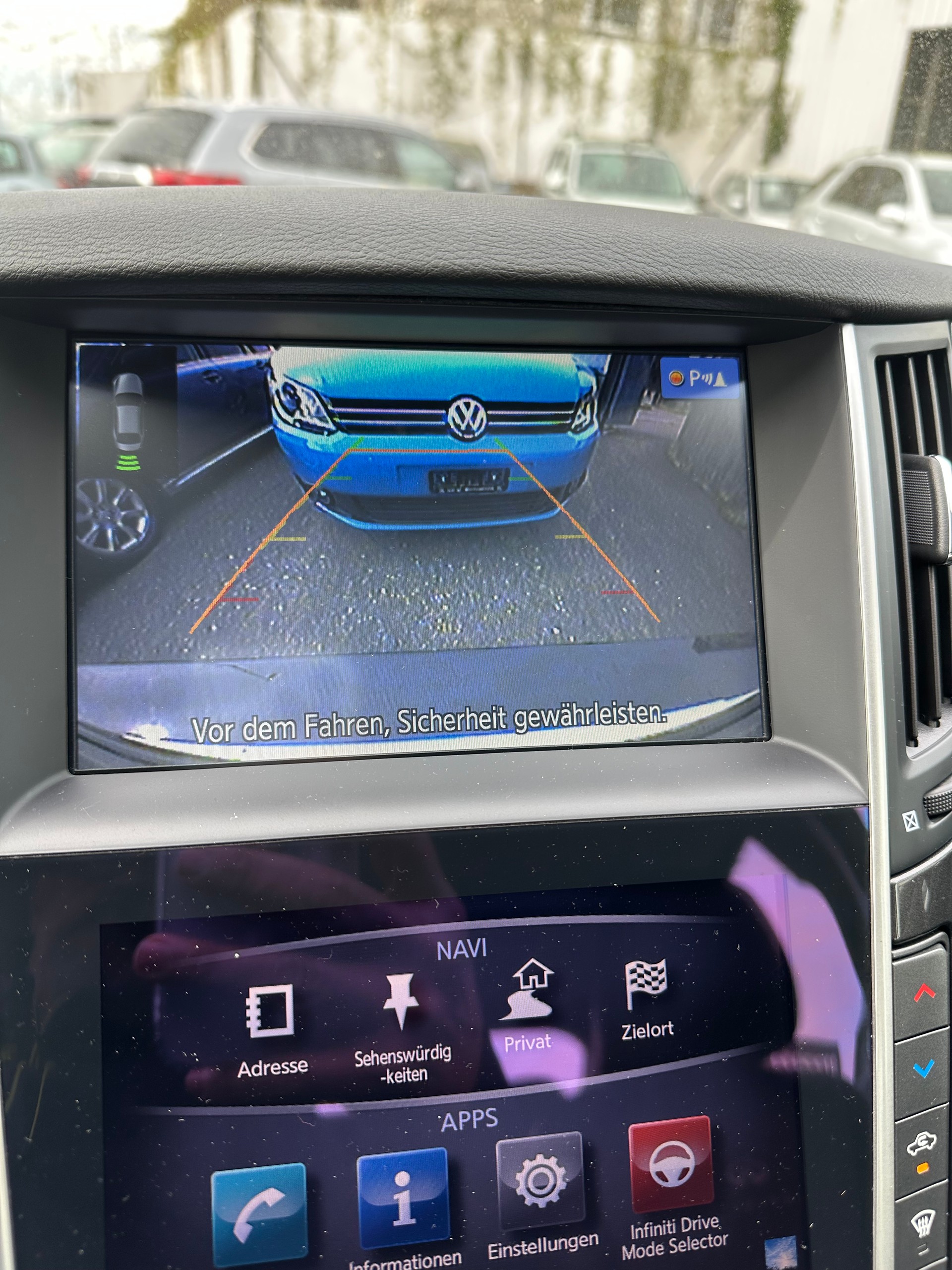 INFINITI Q50 2.2d Premium-image-5