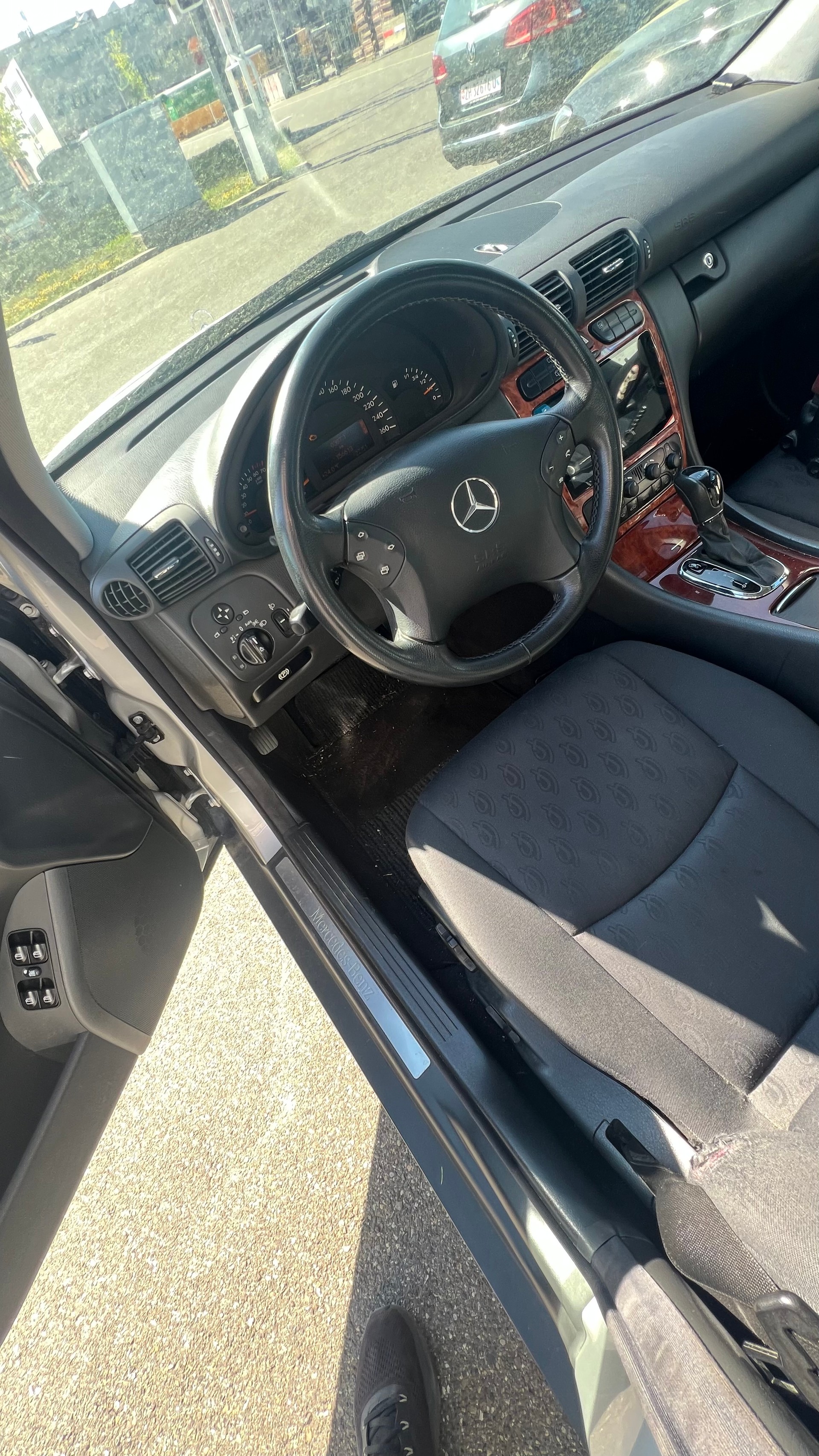 MERCEDES-BENZ C 180 Kompressor Classic-image-10