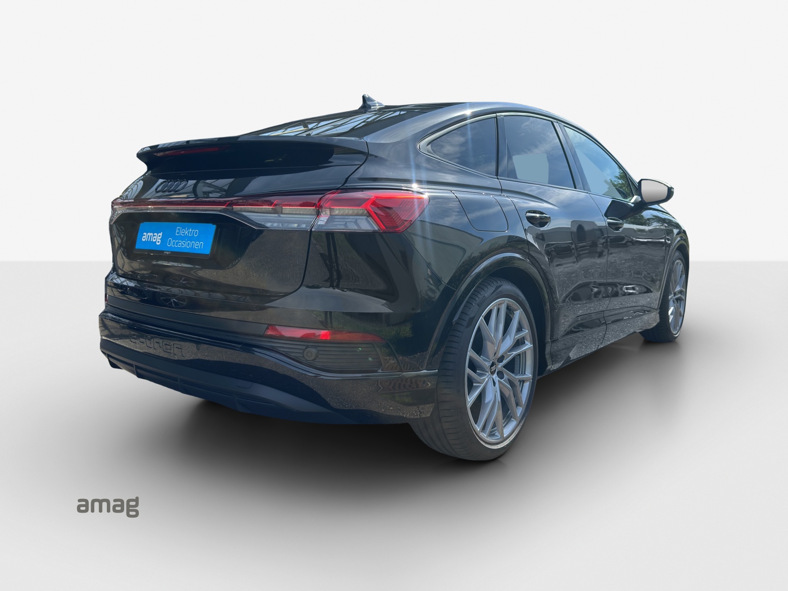 AUDI Q4 Sportback e-tron 40-image-4