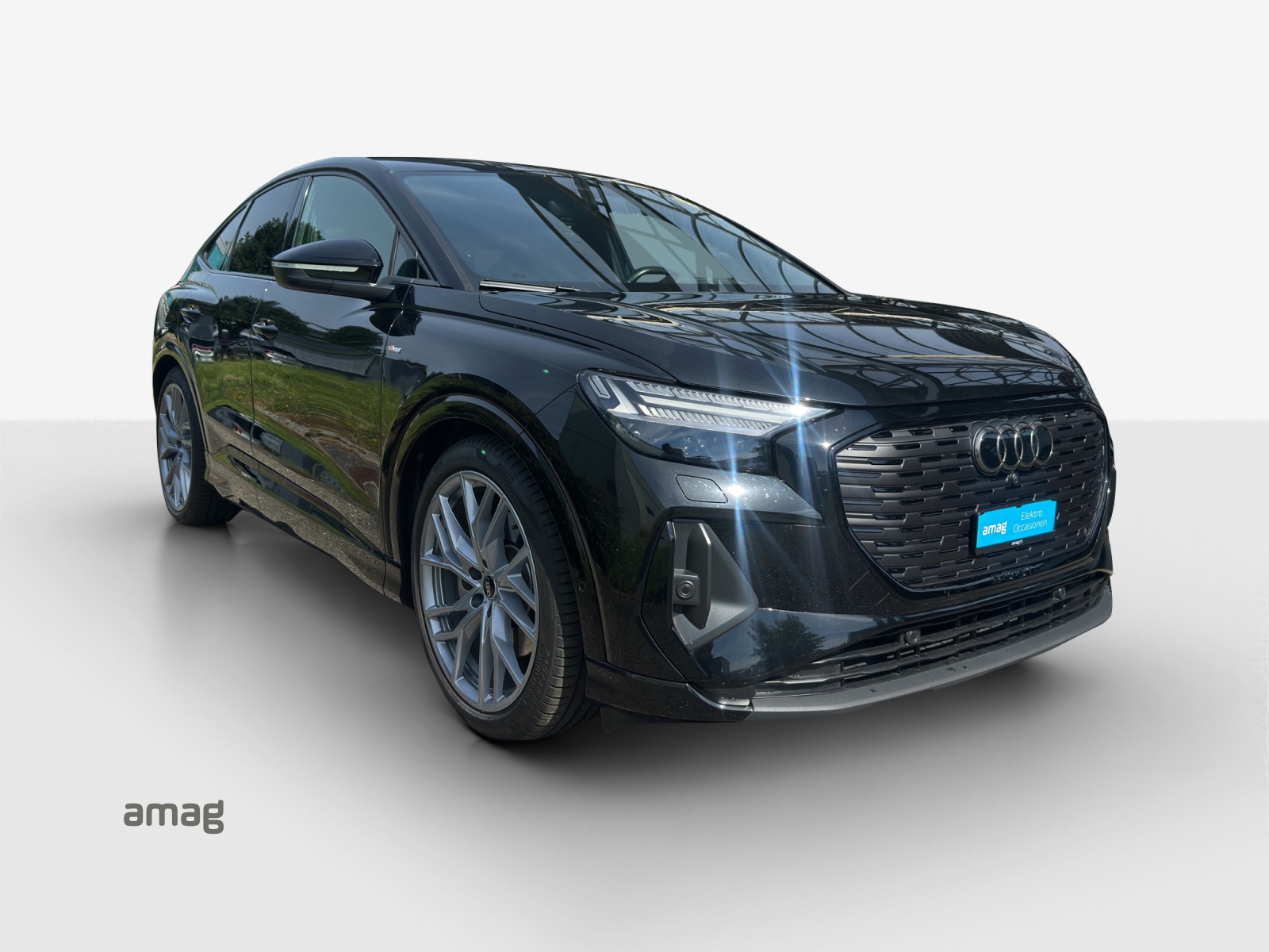 AUDI Q4 Sportback e-tron 40-image-5
