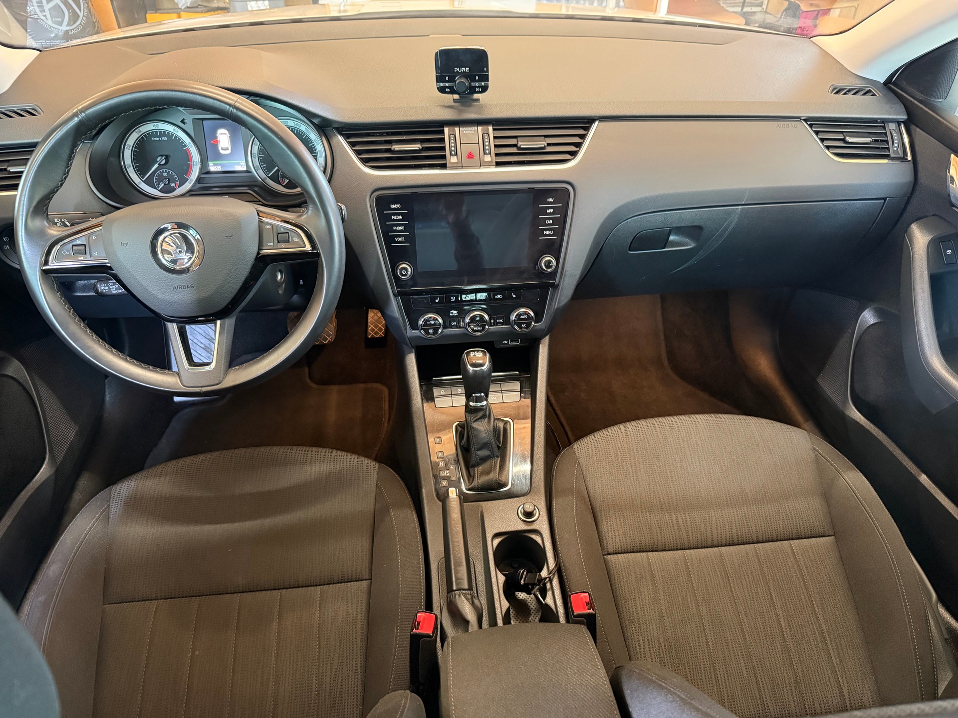 SKODA Octavia Combi 1.5 TSI Style DSG-image-8