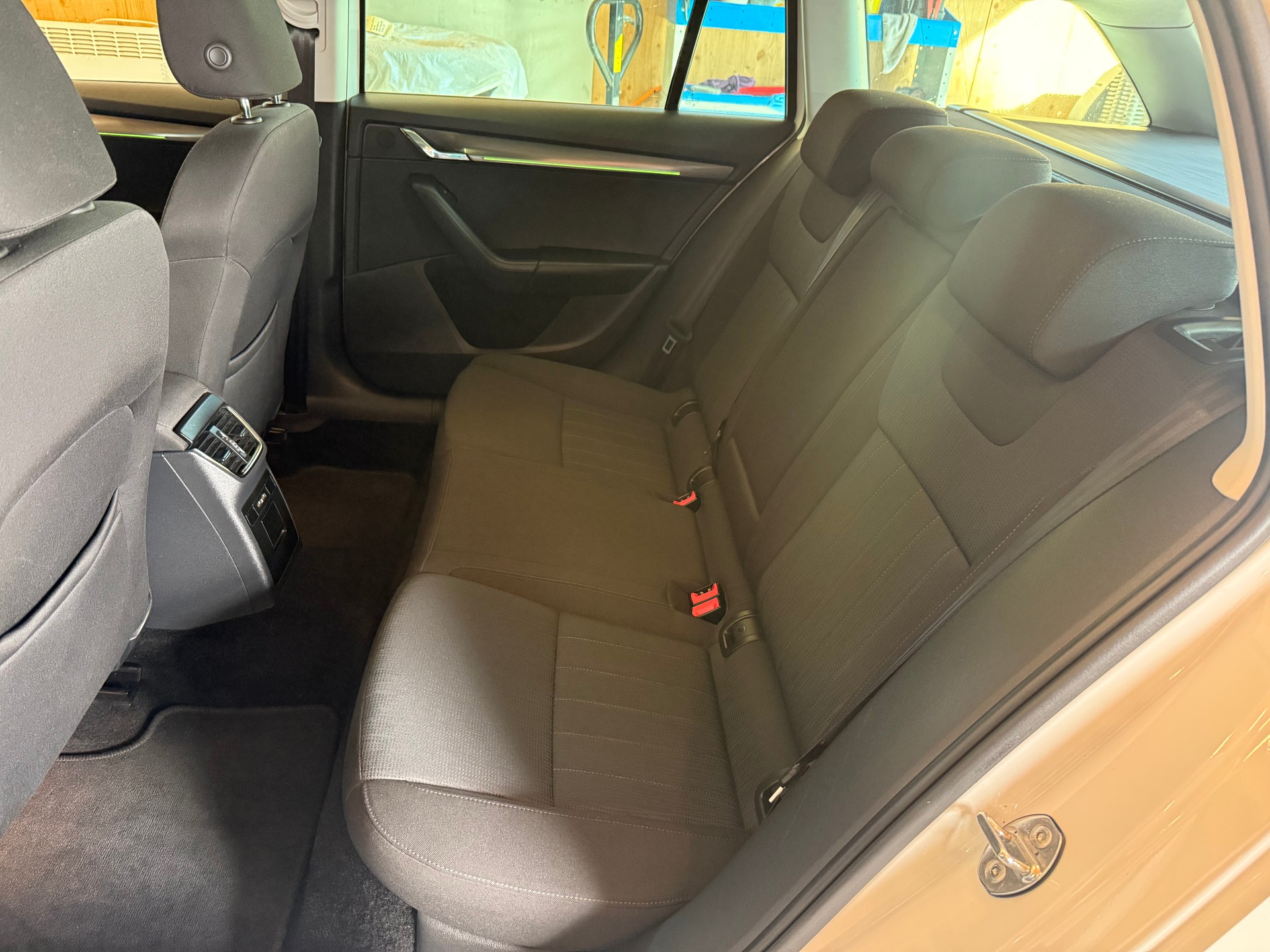 SKODA Octavia Combi 1.5 TSI Style DSG-image-7