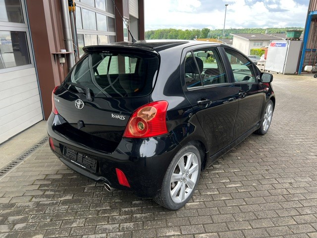TOYOTA Yaris 1.8 TS-image-4