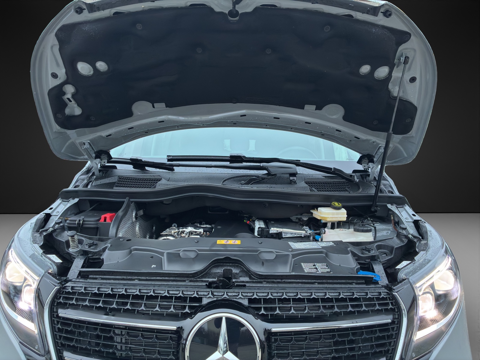 MERCEDES-BENZ V 250d Trend-image-12