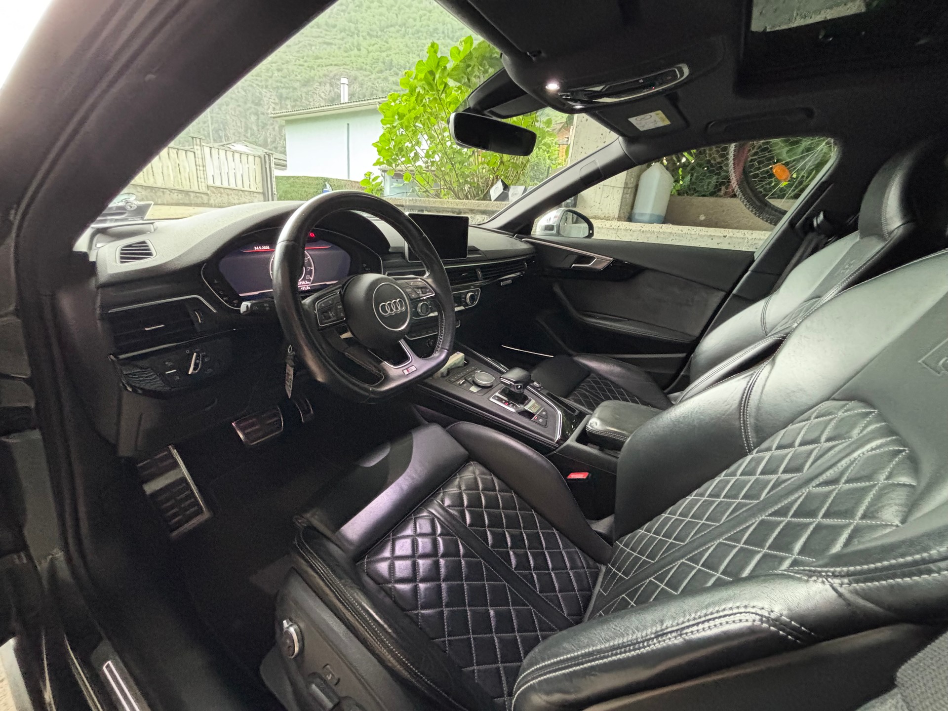 AUDI 3.0 V6 TFSI quattro S-Tronic PERFECT STATUS-image-3