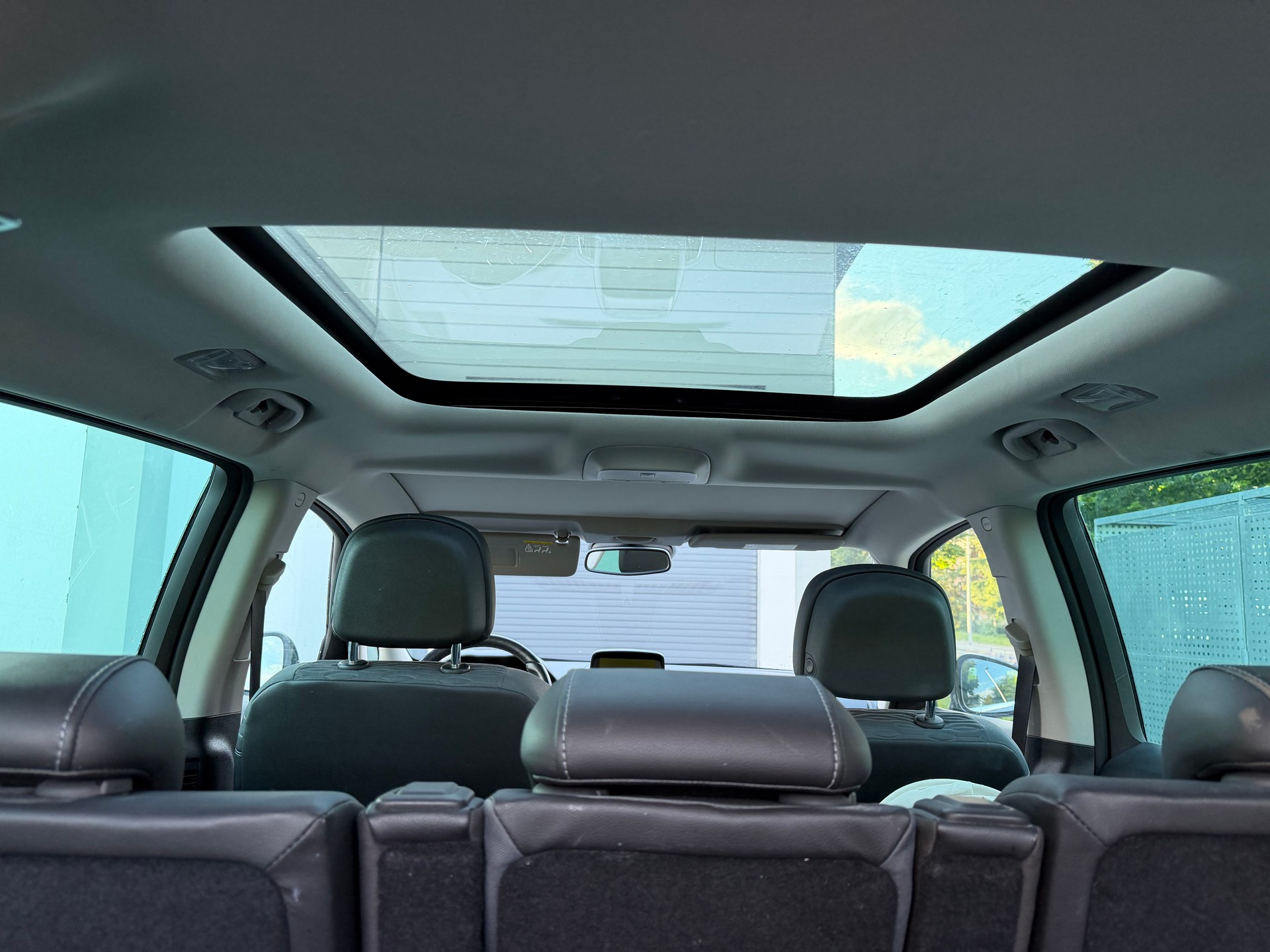 OPEL Zafira Tourer 2.0 CDTi Enjoy Automatic-image-15