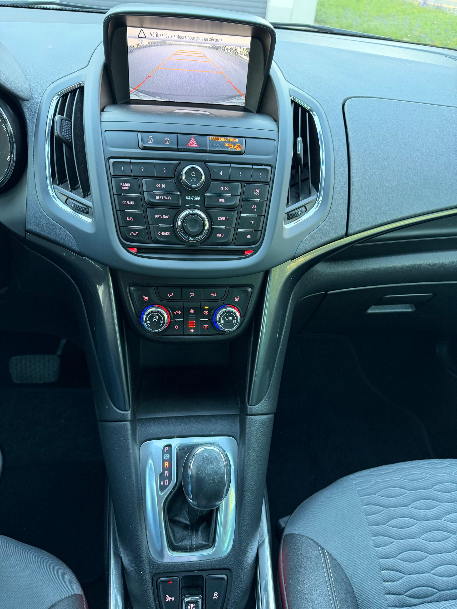 OPEL Zafira Tourer 2.0 CDTi Enjoy Automatic-image-12