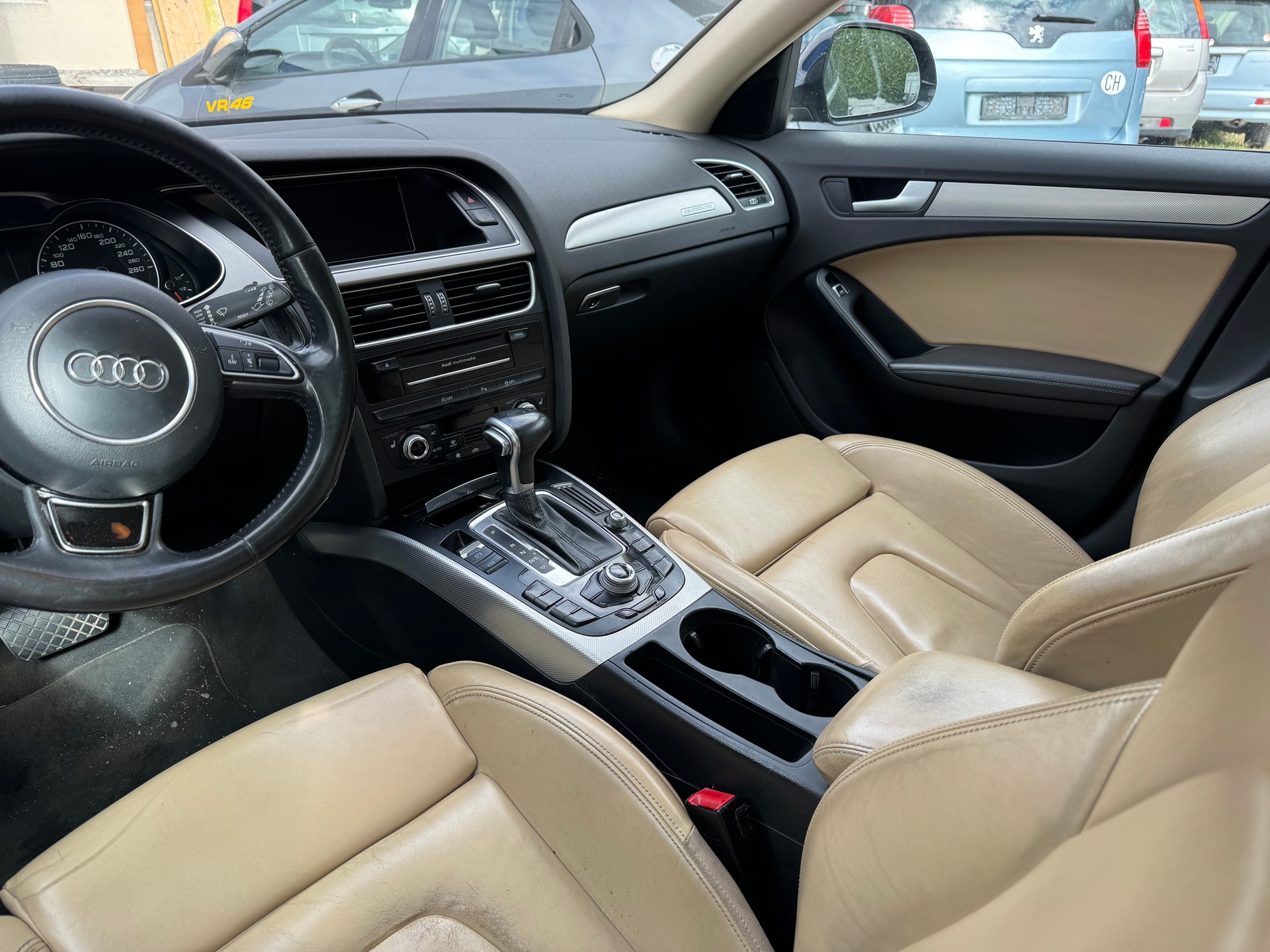 AUDI A4 allroad 2.0 TDI quattro S-tronic-image-7