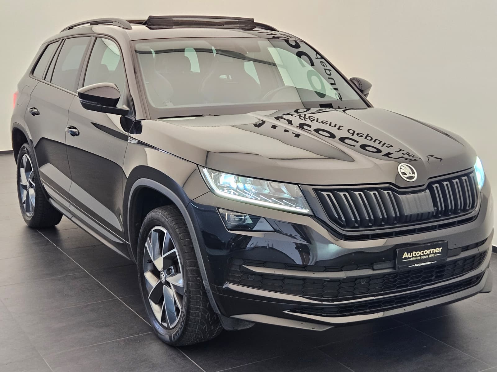 SKODA Kodiaq 2.0 TSI 4x4 Sport Line-image-4