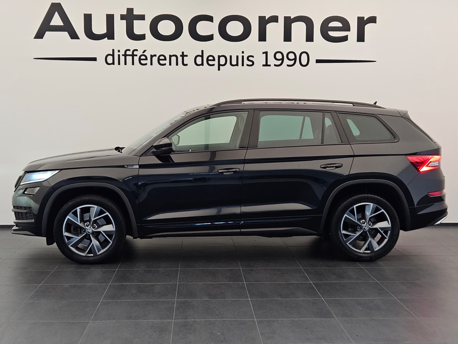 SKODA Kodiaq 2.0 TSI 4x4 Sport Line-image-1