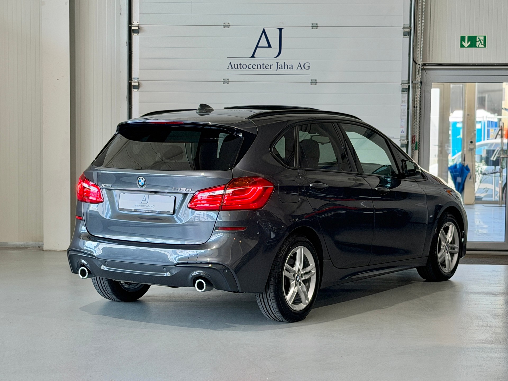 BMW 218d xDrive Active Tourer Steptronic M Sport (CH) AHK 1.6T - Vollaustattung-image-6