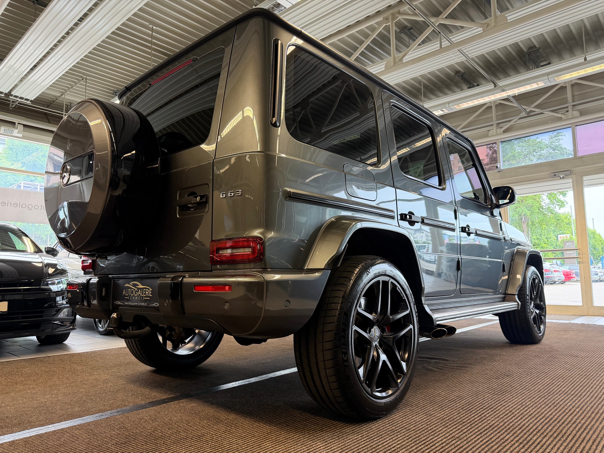MERCEDES-BENZ G 63 AMG | CH | Erstbesitz | Massage | Designo Graphit | AMG Night | Widescreen | TV | AHK | EUR.1 Möglich | MFK 07/2026 |-image-35