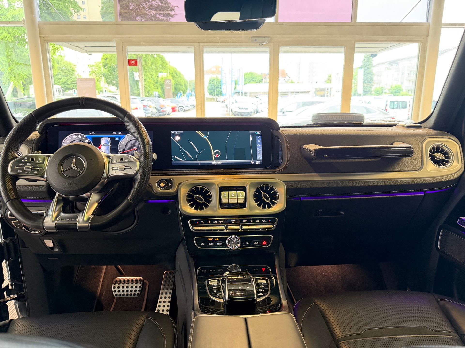 MERCEDES-BENZ G 63 AMG | CH | Erstbesitz | Massage | Designo Graphit | AMG Night | Widescreen | TV | AHK | EUR.1 Möglich | MFK 07/2026 |-image-25