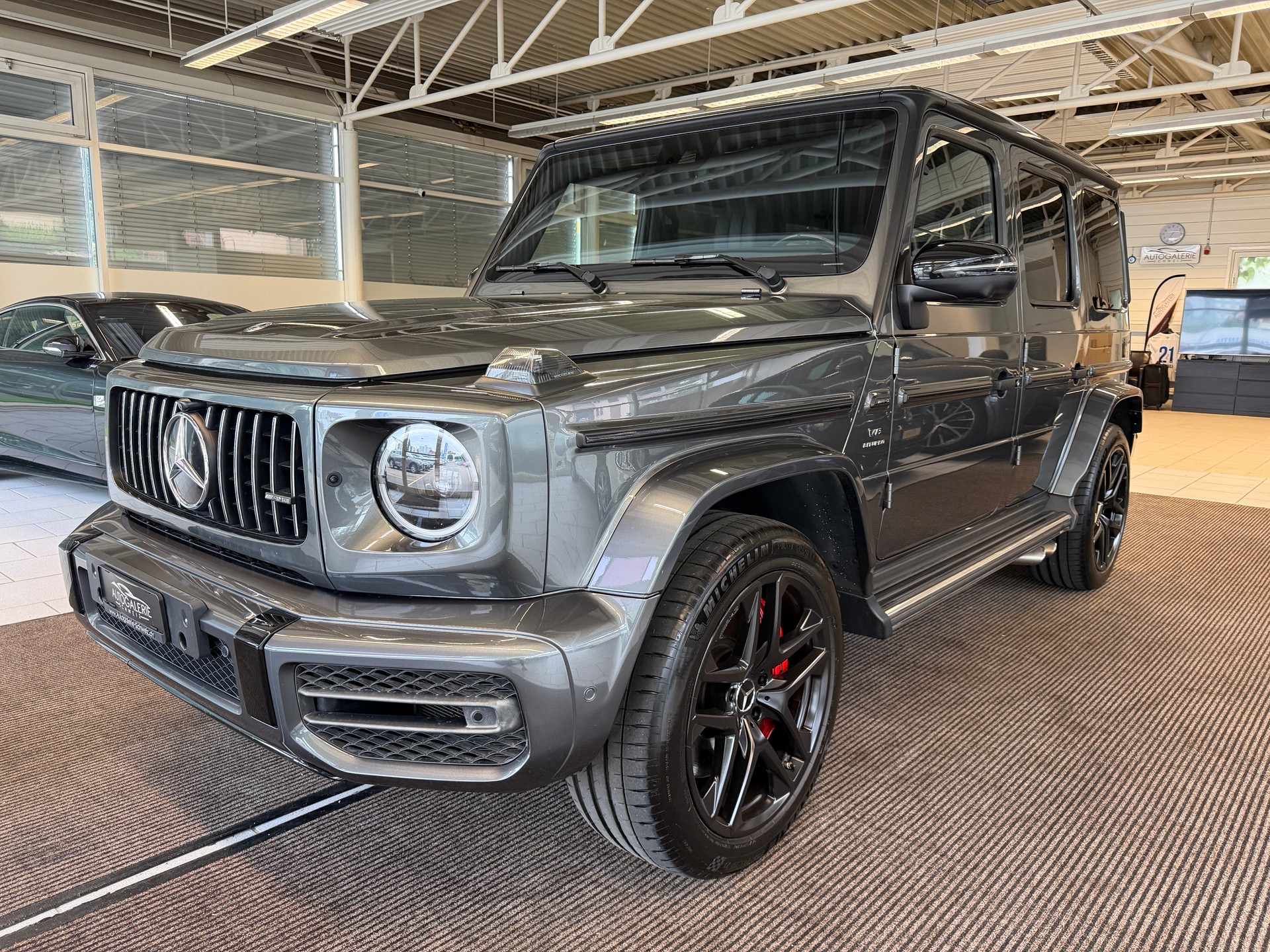 MERCEDES-BENZ G 63 AMG | CH | Erstbesitz | Massage | Designo Graphit | AMG Night | Widescreen | TV | AHK | EUR.1 Möglich | MFK 07/2026 |-image-41