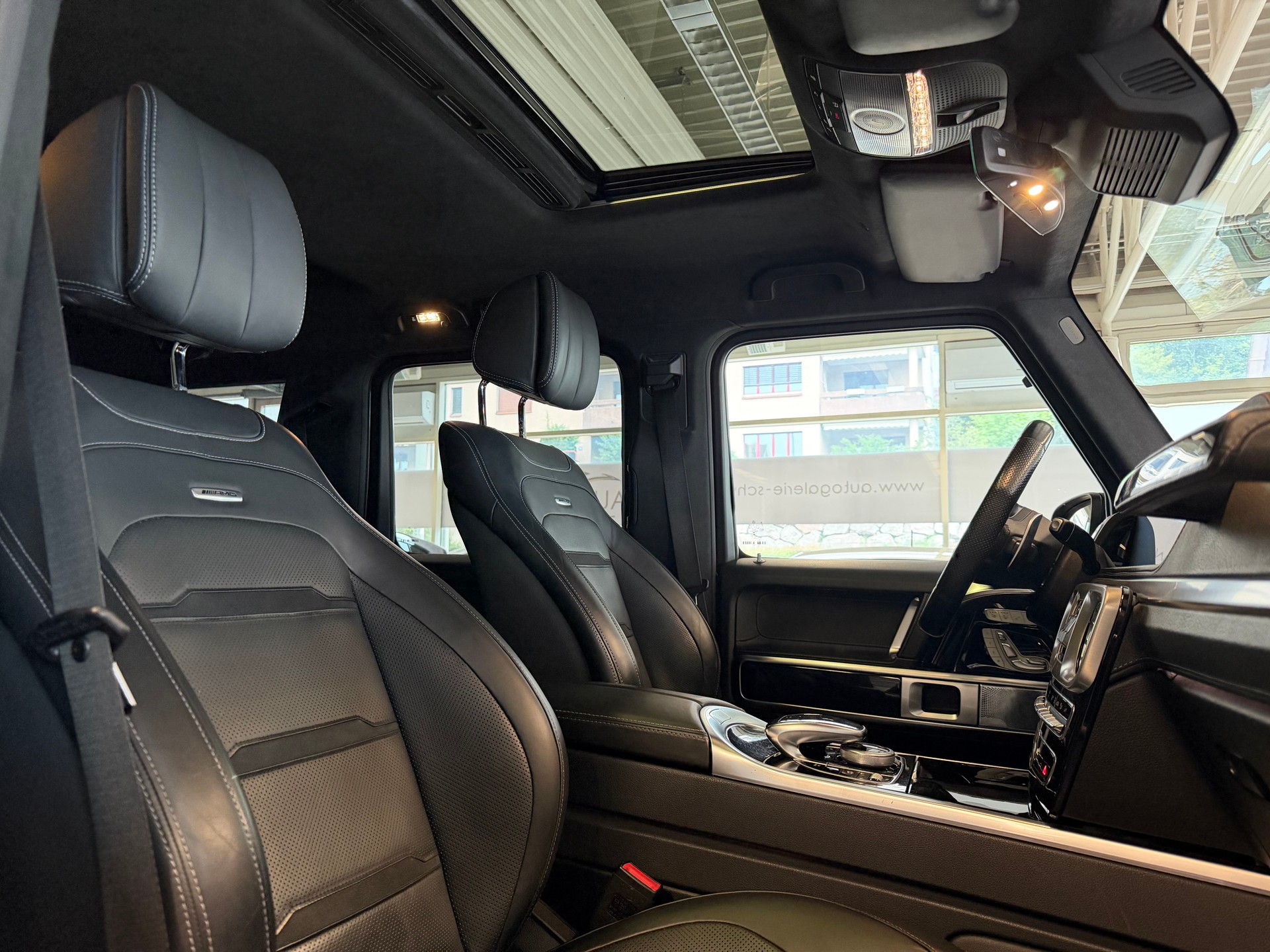MERCEDES-BENZ G 63 AMG | CH | Erstbesitz | Massage | Designo Graphit | AMG Night | Widescreen | TV | AHK | EUR.1 Möglich | MFK 07/2026 |-image-33