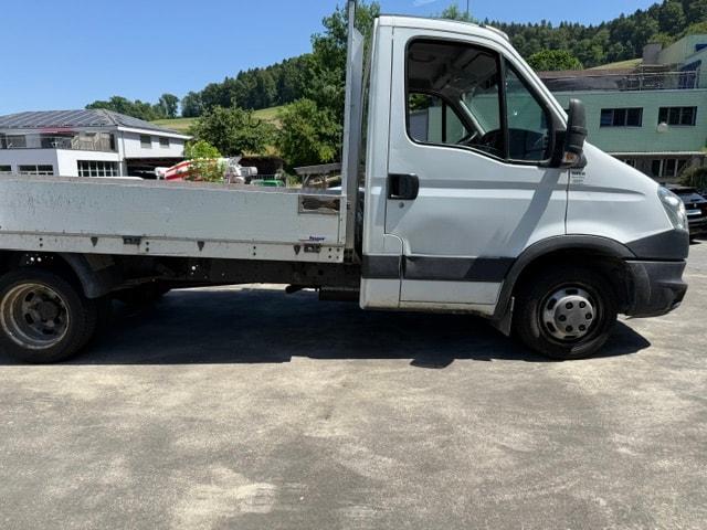 IVECO 35 C 13-image-3