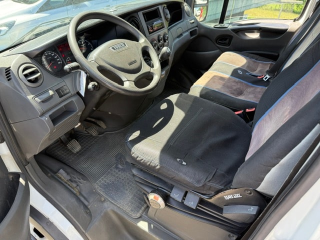 IVECO 35 C 13-image-9