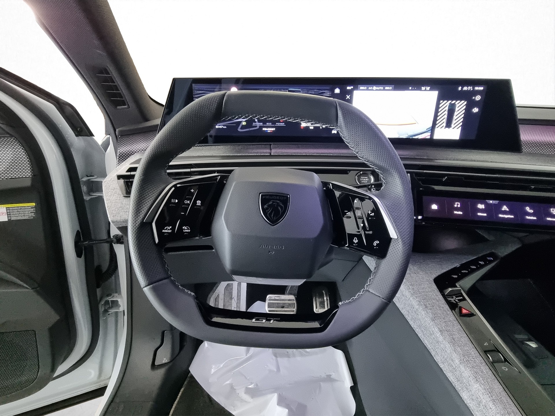 PEUGEOT 5008 145 Hybrid GT 7-Plätzer-image-8