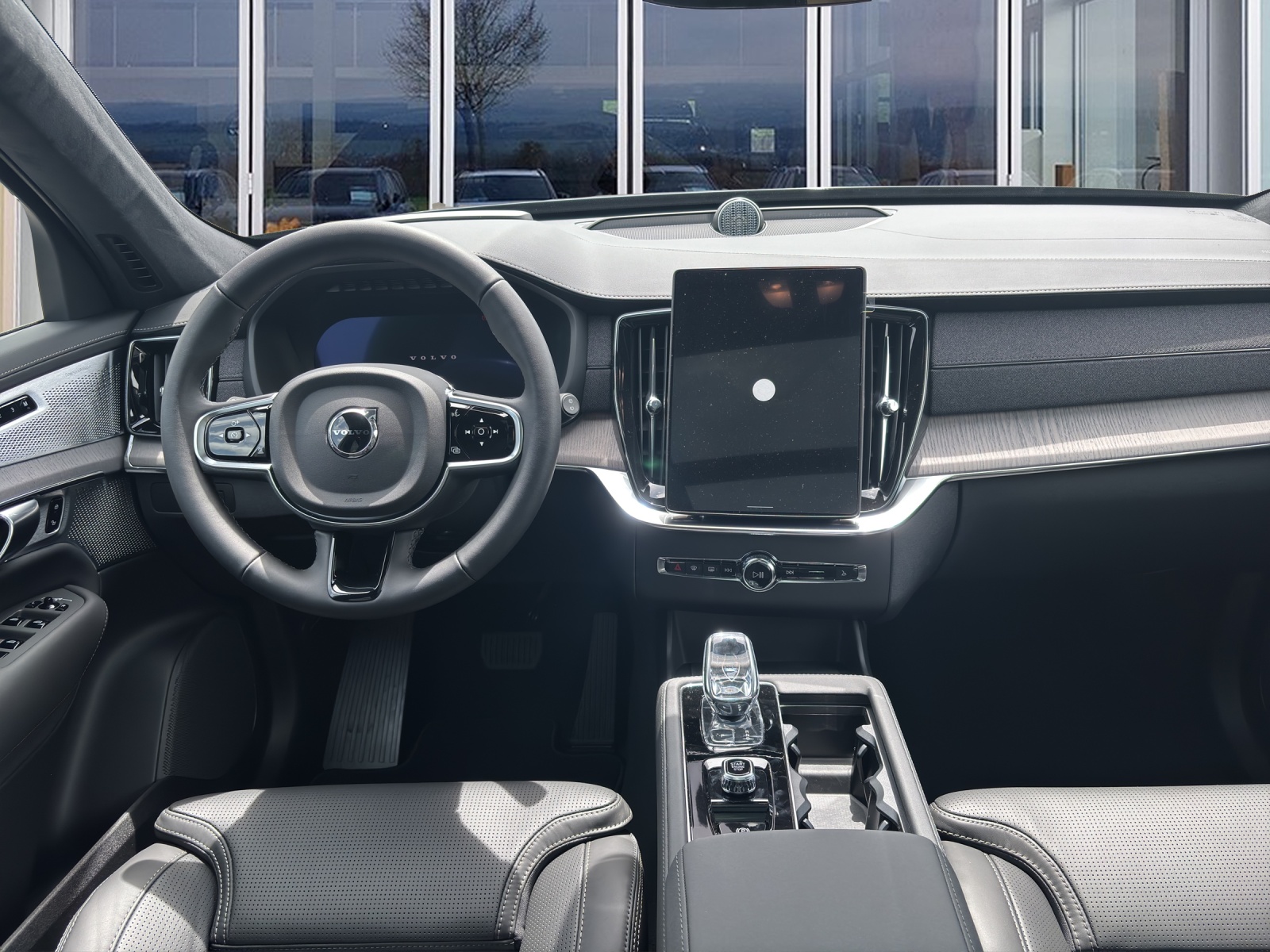 VOLVO XC90 2.0 T8 TE XCLUSIVE Edition Dark eAWD-image-10