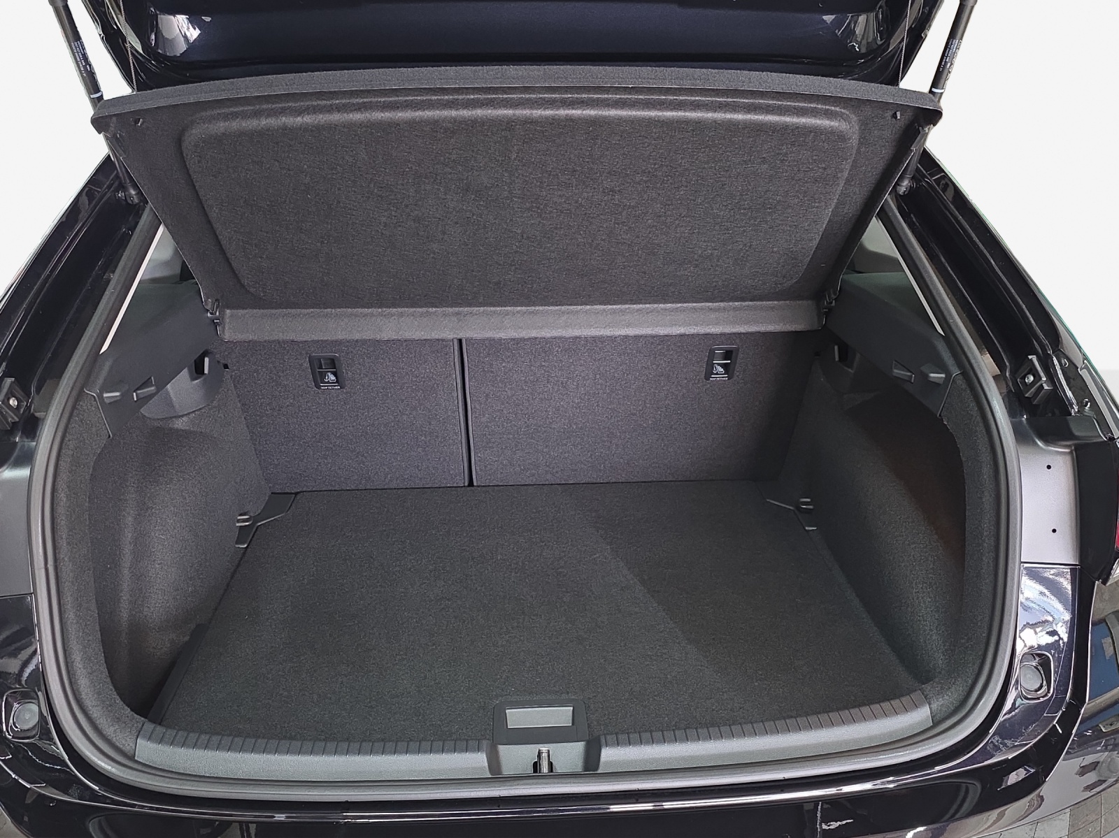 VW Taigo 1.0 TSI Life United DSG-image-12