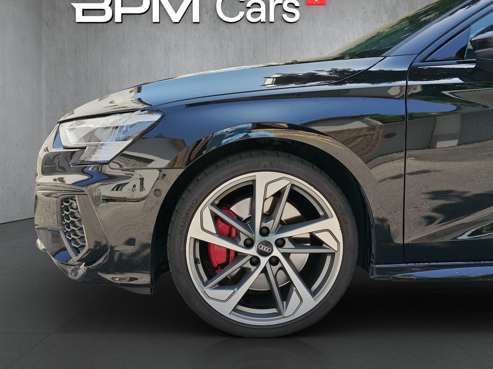 AUDI S3 Sportback 2.0 TFSI quattro S-tronic-image-6